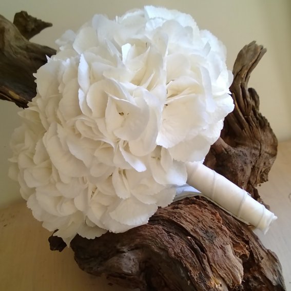 Bruidsboeket | Locatiebloemwerk | corsages | trouwboog | prieeltje