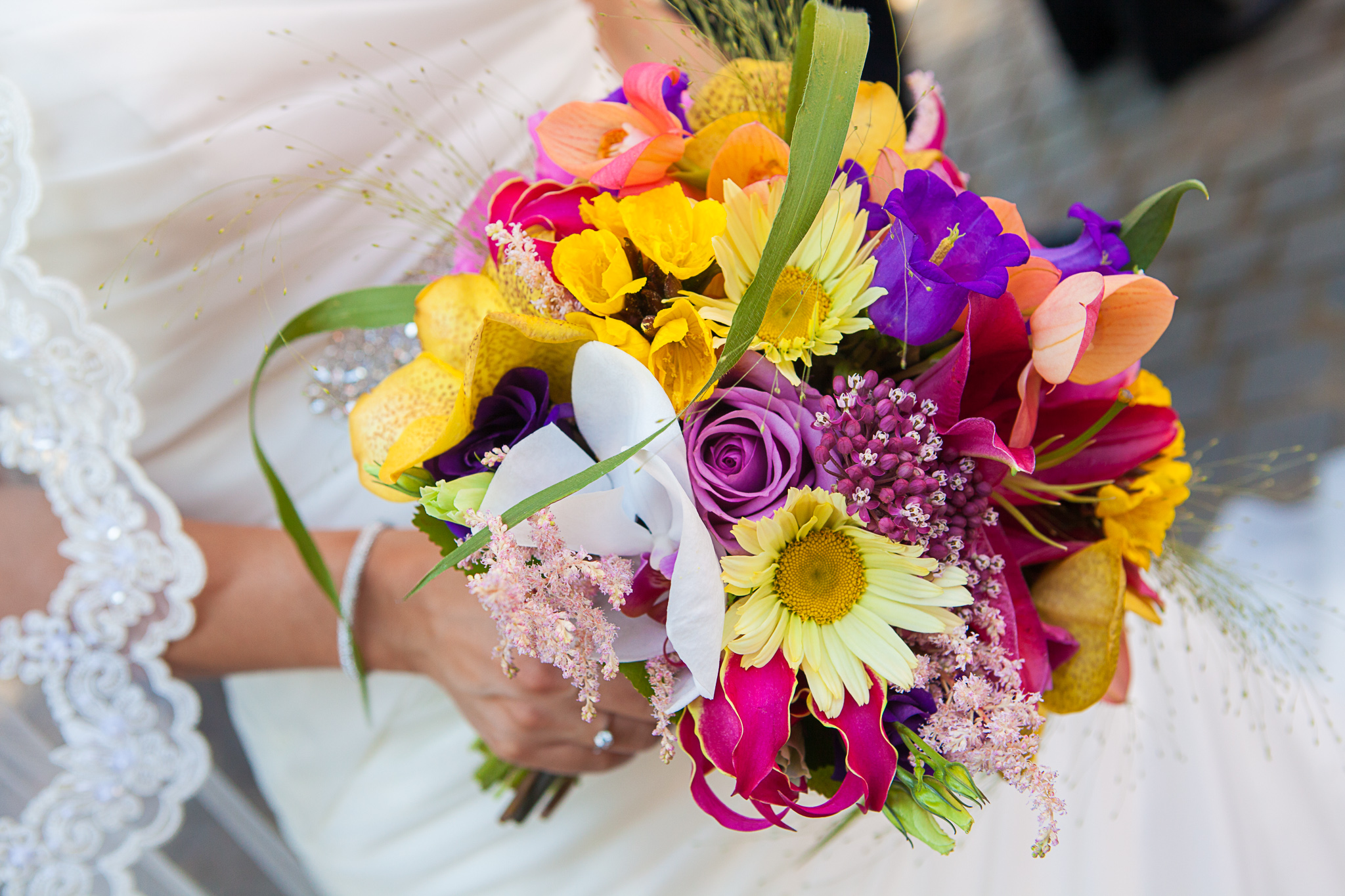 Bruidsboeket | Locatiebloemwerk | corsages | trouwboog | prieeltje