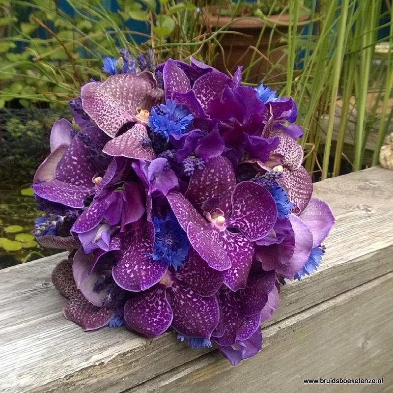 Bruidsboeket | Locatiebloemwerk | corsages | trouwboog | prieeltje