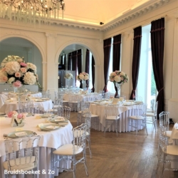 Trouwlocatie bloemen. Dinerzaal Den Haag
pioenroos hortensia Den Haag