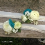 polscorsages handcorsages ranonkel aqua