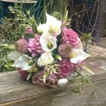 veldboeket roze wit calla rozen veldboeket roze wit calla rozen